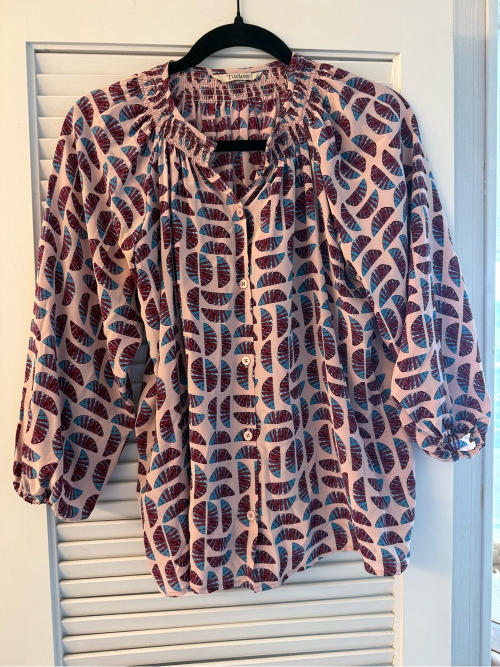 Tucker Pink Geometric Button-Front Peasant Blouse